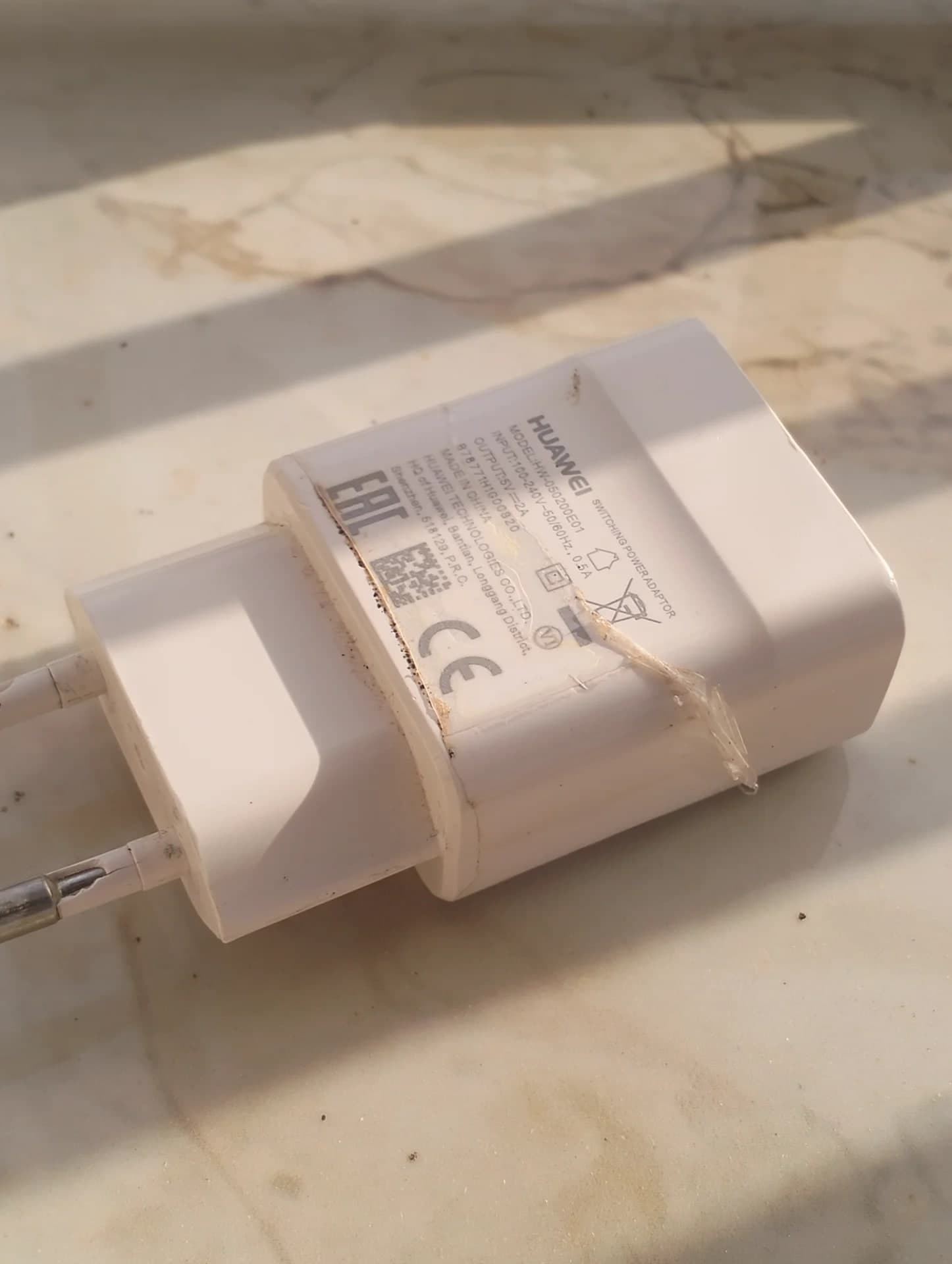 CHARGEUR 